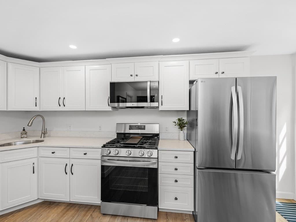 Single Family Residence at 18R Polk Street, Boston MA 02129, Boston, photo 4 of 19