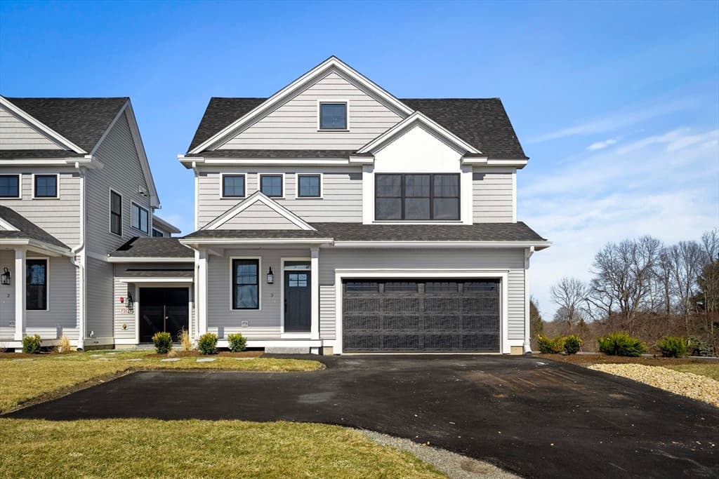 24 Fellows Rd # 3, Ipswich MA 01938