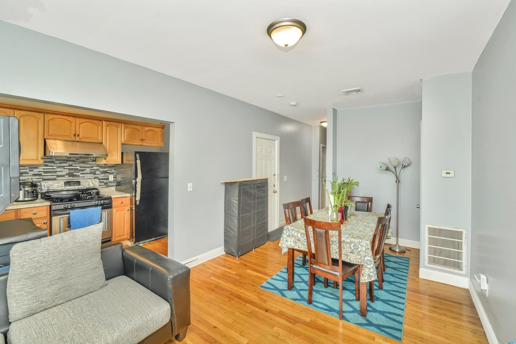 Condominium at 5-7 Everett Ave # 2, Boston MA 02125, Boston, photo 4 of 12
