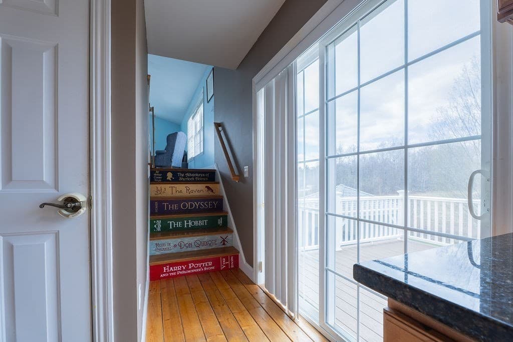 Single Family Residence at 9 White Rd, Mendon MA 01756, Mendon, photo 11 of 41