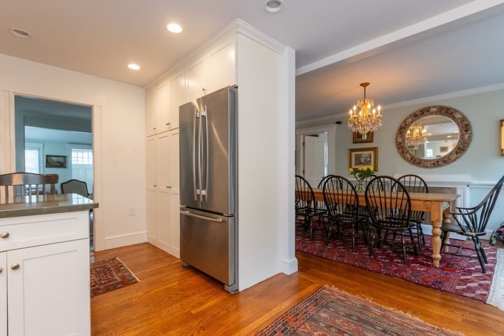 6 Willow Street, Wellesley MA 02481 photo 6