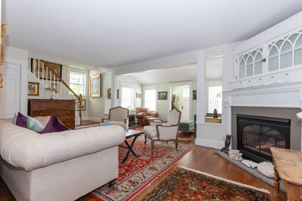 6 Willow Street, Wellesley MA 02481 photo 10