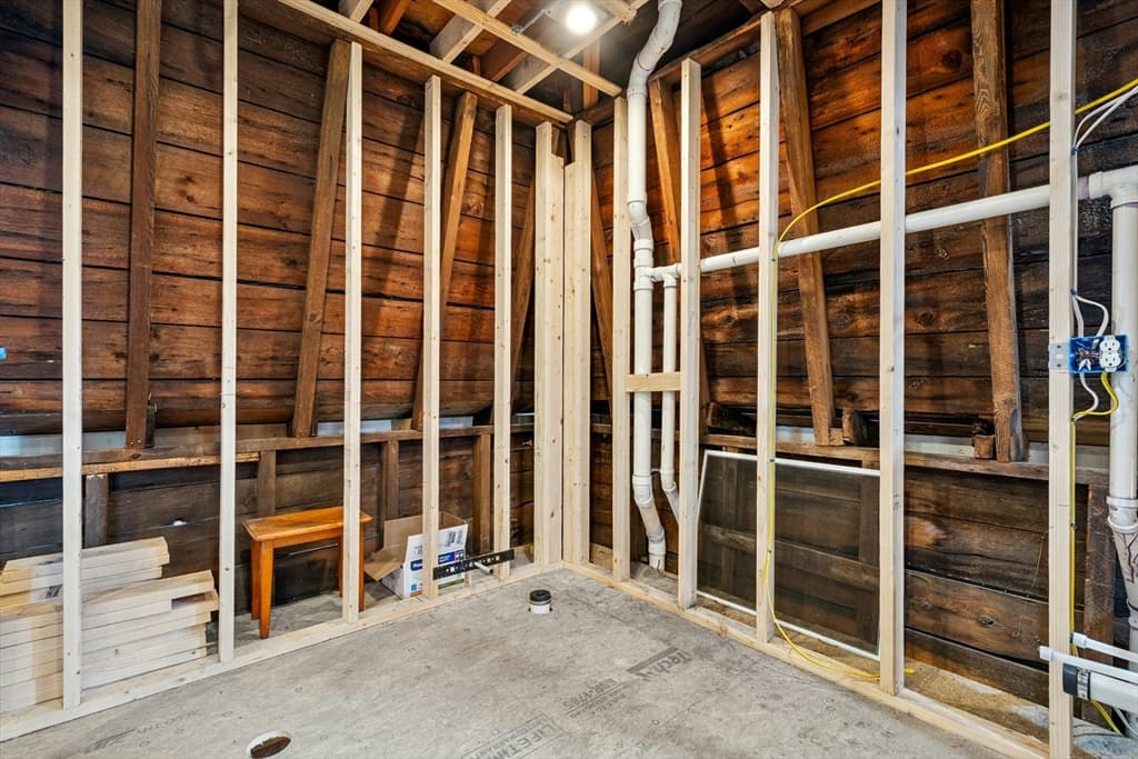 8 Pine St # 4, Boston MA 02136 photo 10