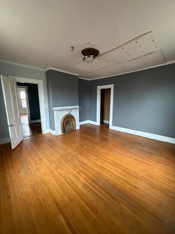 1030 Worthington St, Springfield MA 01109 photo 9