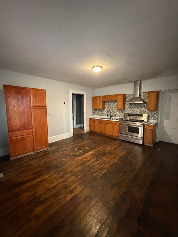 1030 Worthington St, Springfield MA 01109 photo 10