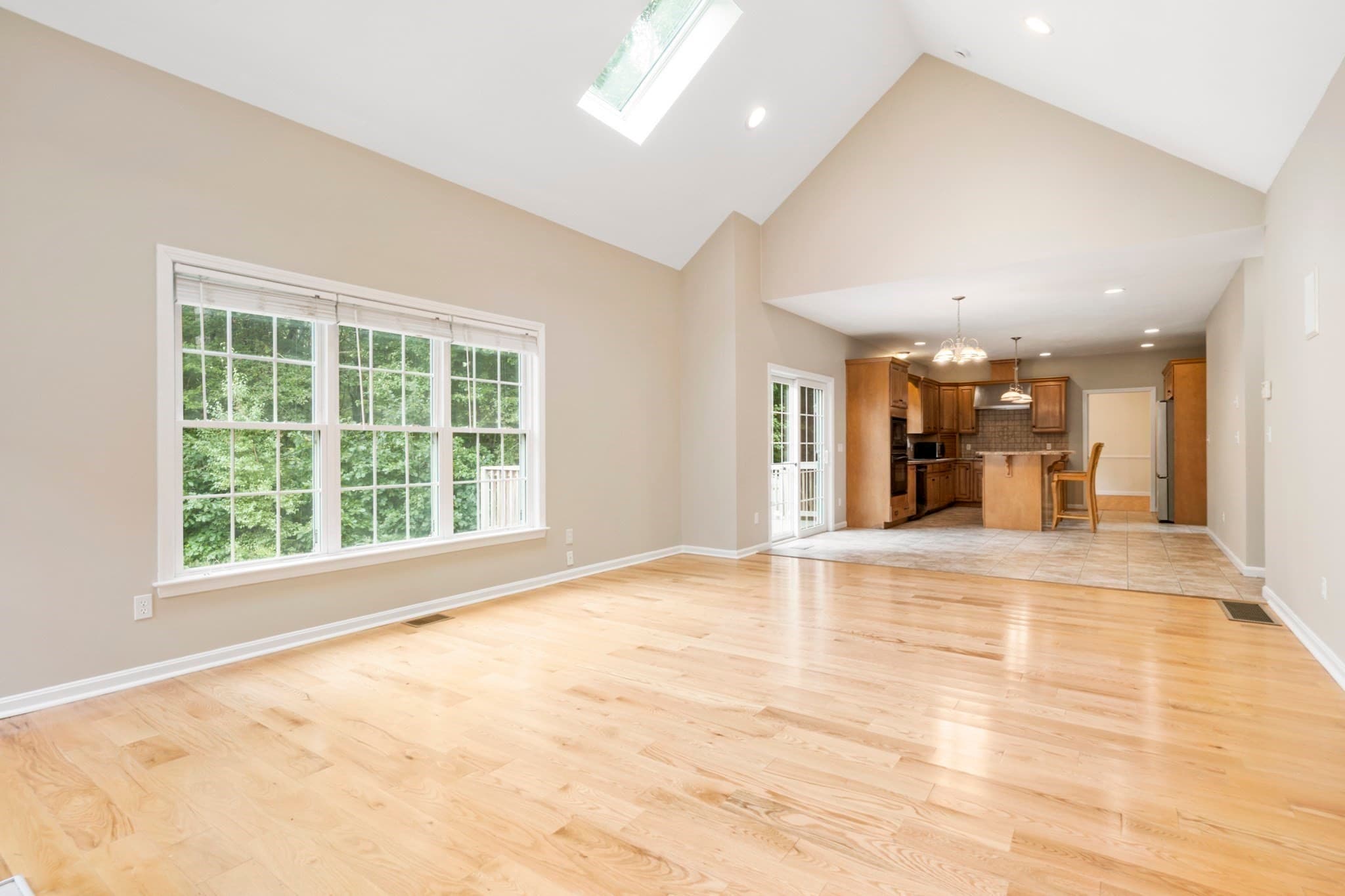 Single Family Residence at 265 Finch Rd, Raynham MA 02767, photo 17 of 42