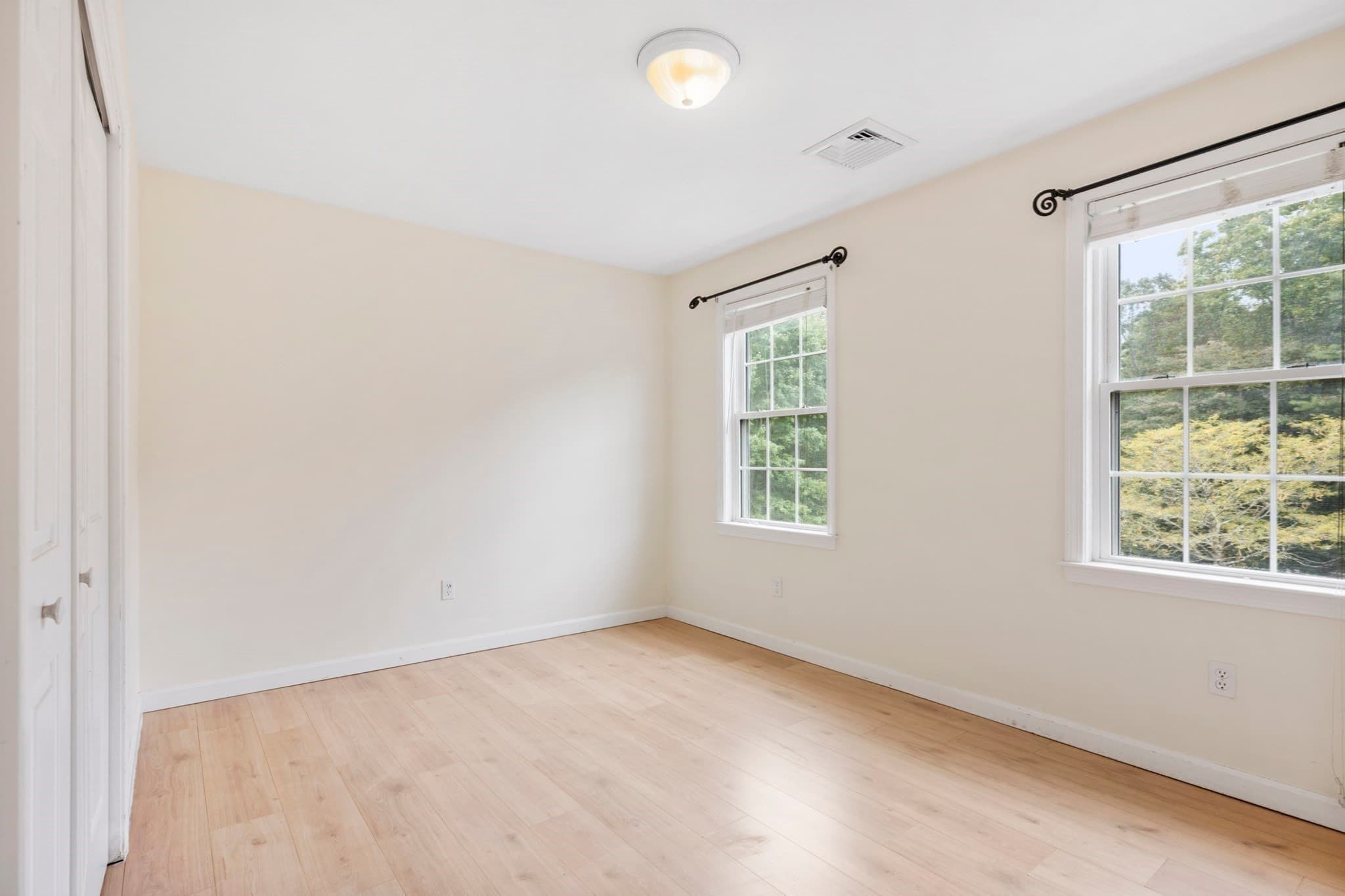 Single Family Residence at 265 Finch Rd, Raynham MA 02767, photo 40 of 42