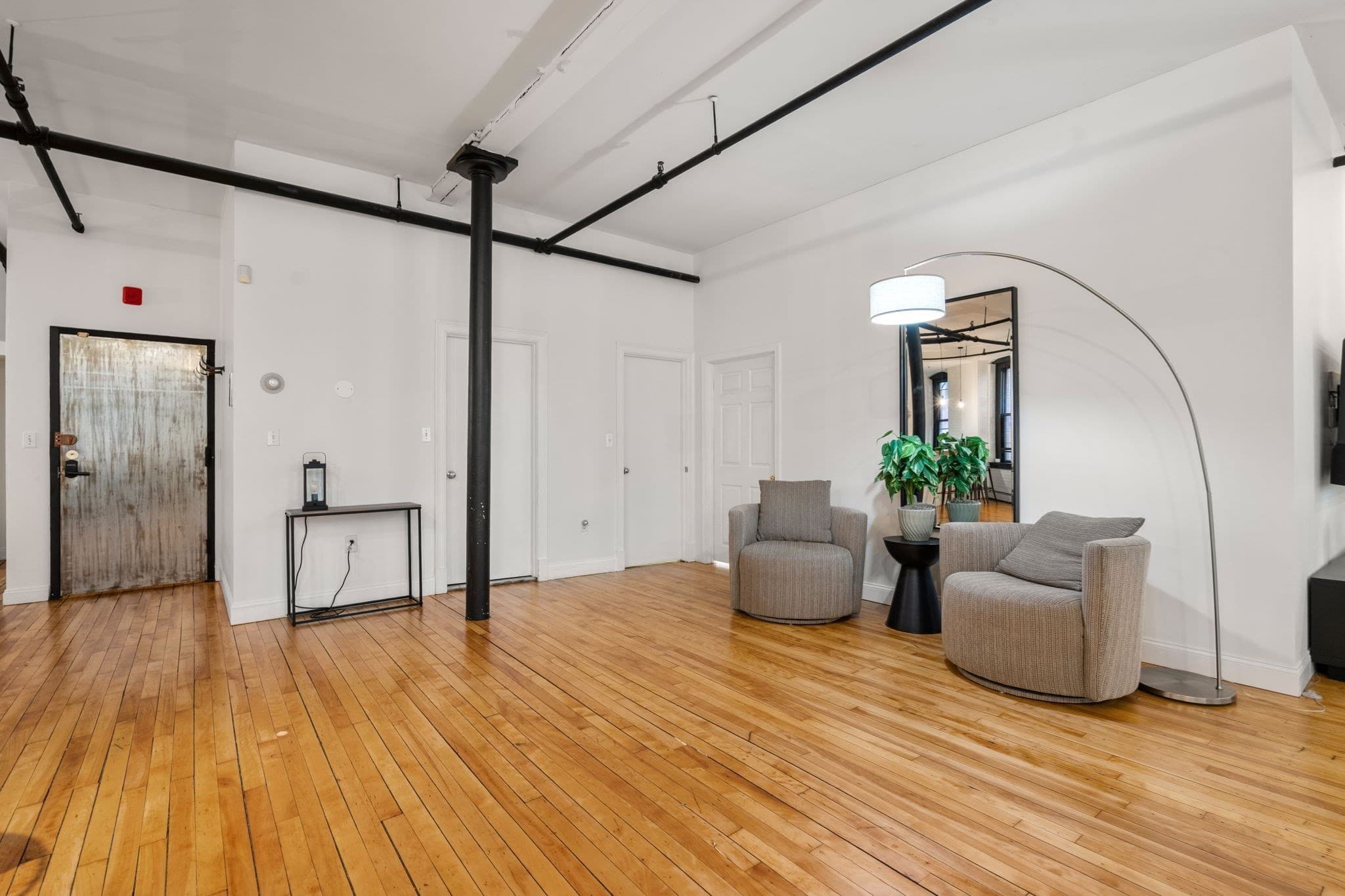 Condominium at 13-19 Stanhope Street # 2A, Boston MA 02116, photo 14 of 23
