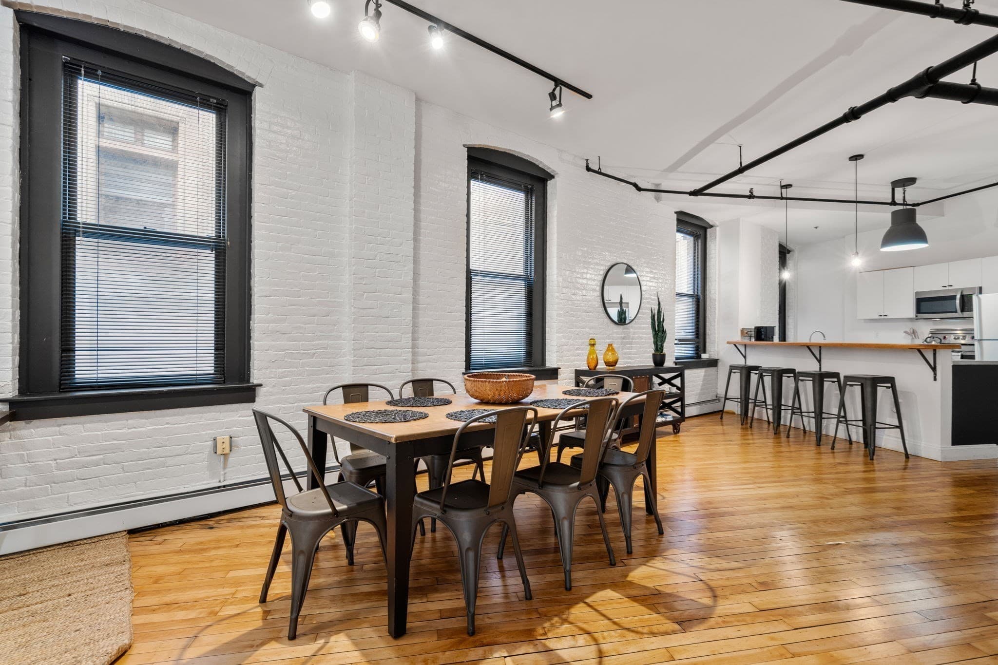 Condominium at 13-19 Stanhope Street # 2A, Boston MA 02116, photo 8 of 23