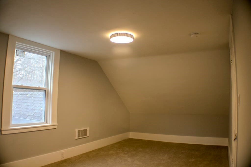 Single Family Residence at 250 Ashburnham St, Fitchburg MA 01420, photo 19 of 22