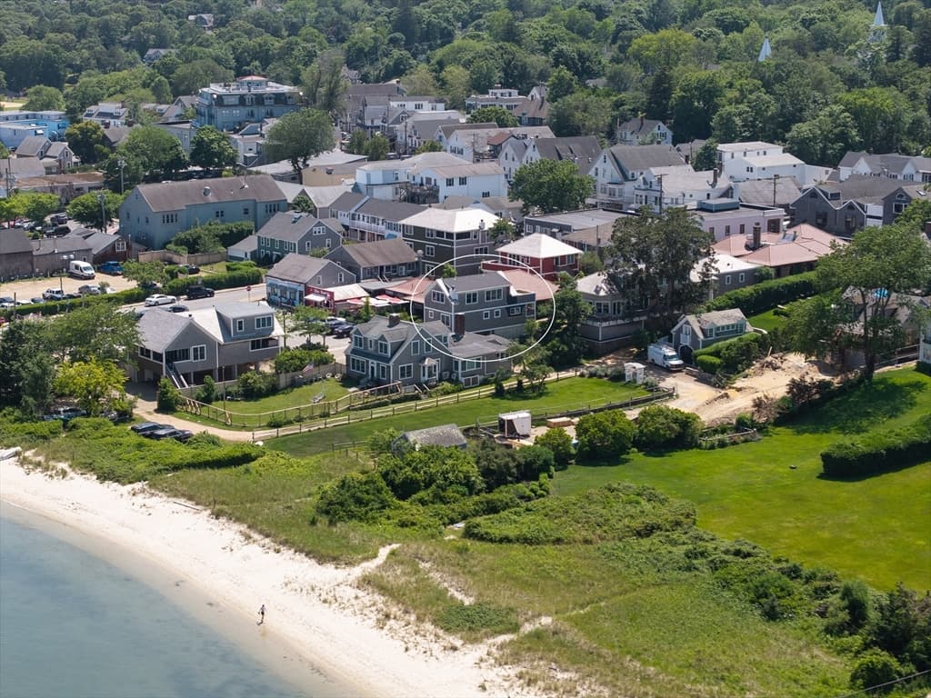 26 Union Court # 7, Tisbury MA 02568