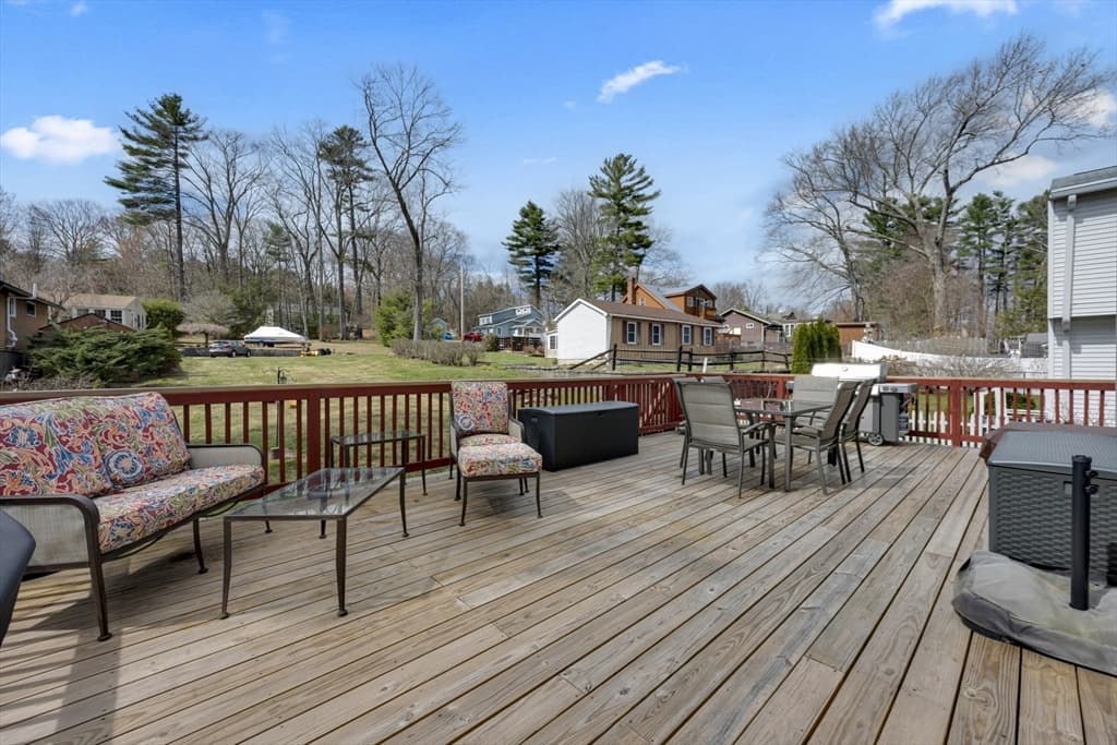 Single Family Residence at 31 Glen Echo Shore Rd, Charlton MA 01507, photo 23 of 36