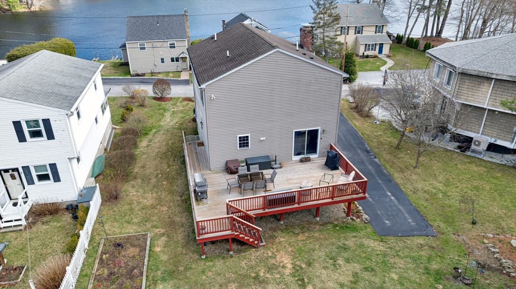 Single Family Residence at 31 Glen Echo Shore Rd, Charlton MA 01507, photo 27 of 36