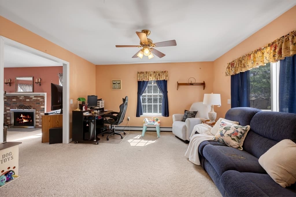 Single Family Residence at 31 Glen Echo Shore Rd, Charlton MA 01507, photo 20 of 36