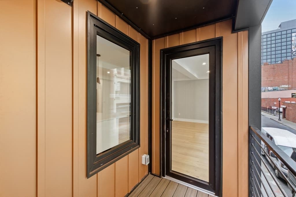 Condominium at 230 Friend St. # 3, Boston MA 02114, photo 17 of 29