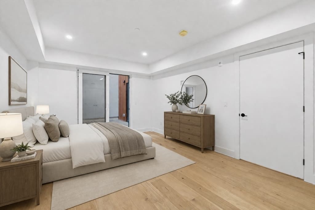 Condominium at 230 Friend St. # 3, Boston MA 02114, photo 22 of 29