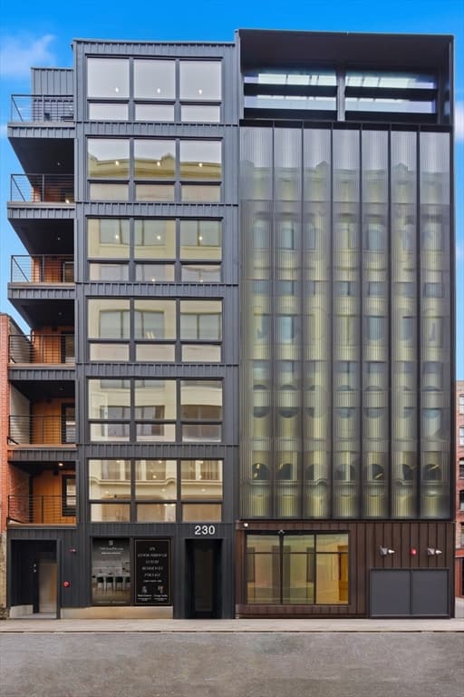 230 Friend St. # 3, Boston MA 02114