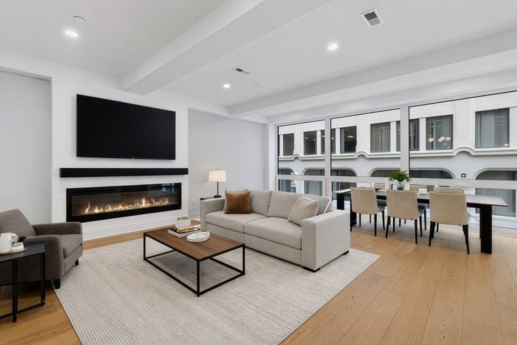 Condominium at 230 Friend St. # 3, Boston MA 02114, photo 4 of 29