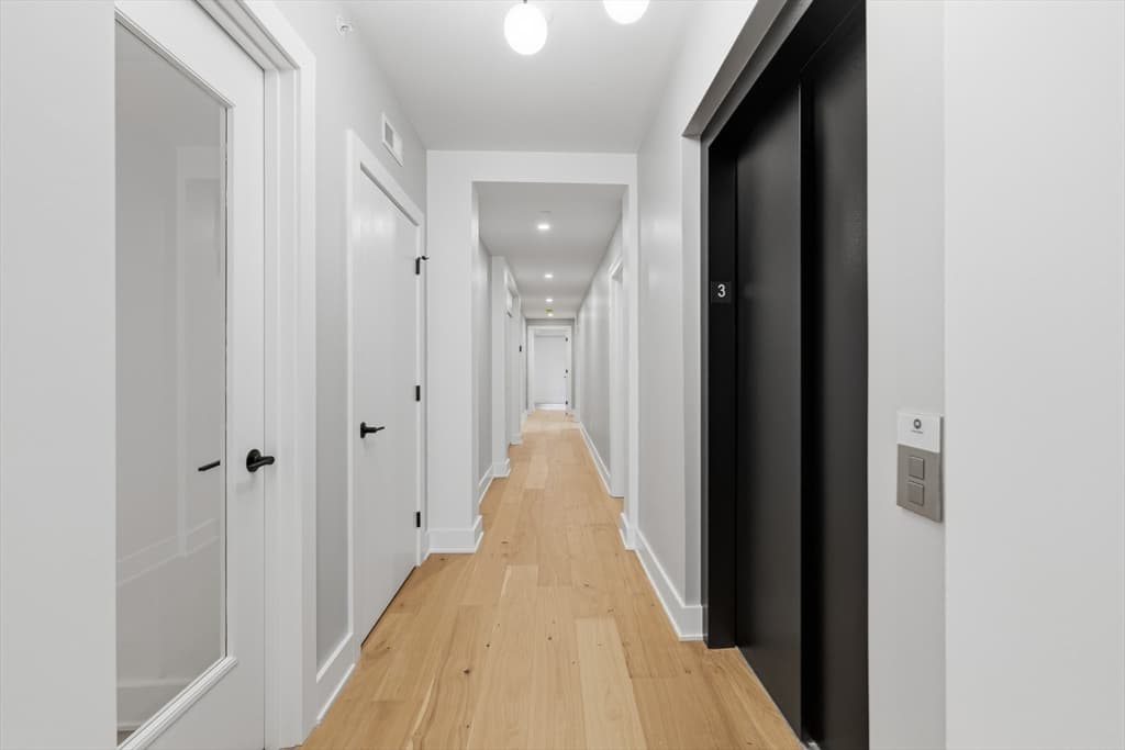 Condominium at 230 Friend St. # 3, Boston MA 02114, photo 21 of 29