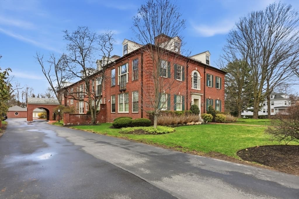 83 Church Street # 15, Winchester MA 01890 photo 37