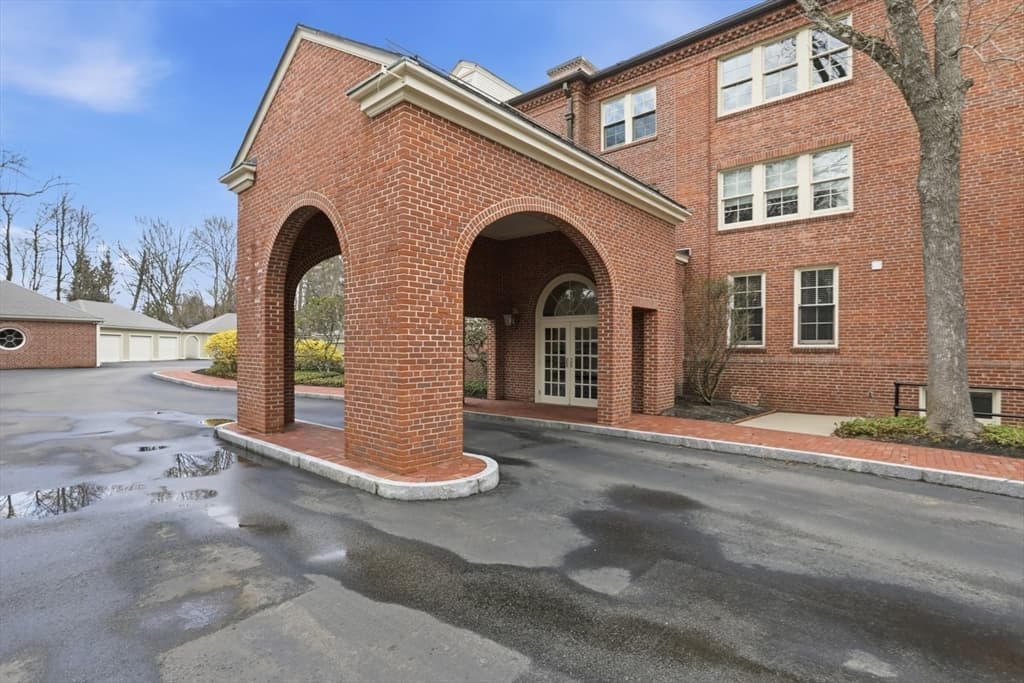 83 Church Street # 15, Winchester MA 01890 photo 35