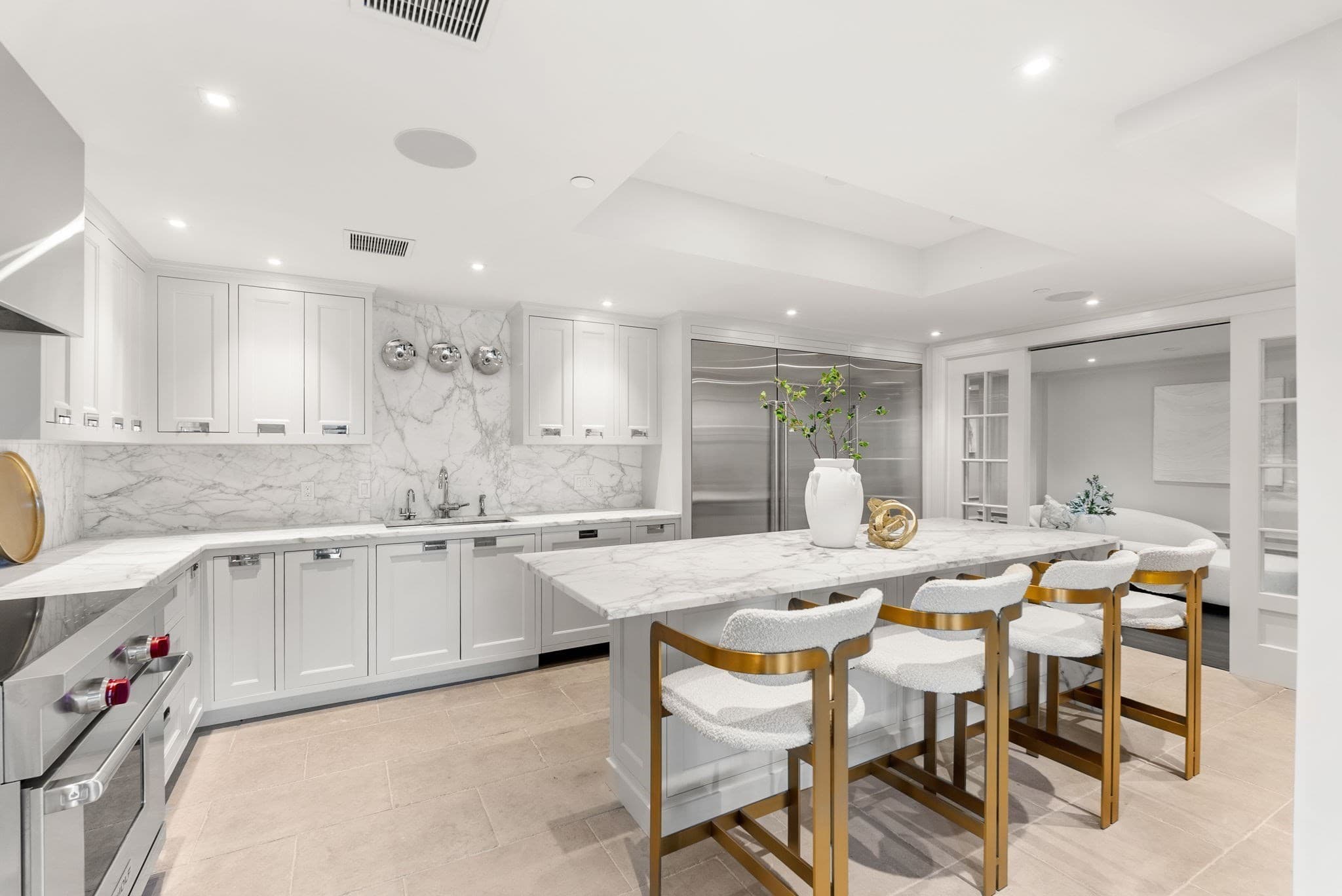 Condominium at 2 Commonwealth # 10A, Boston MA 02116, photo 12 of 34