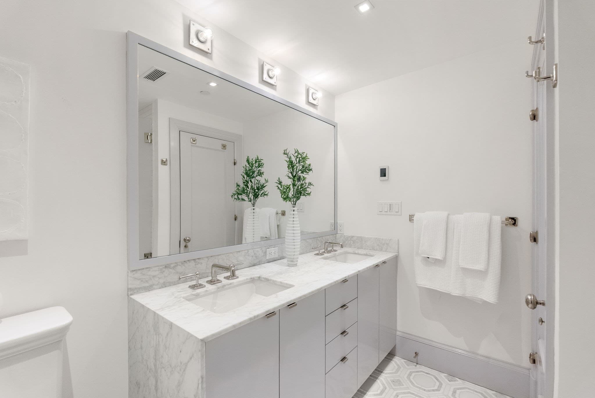 Condominium at 2 Commonwealth # 10A, Boston MA 02116, photo 22 of 34