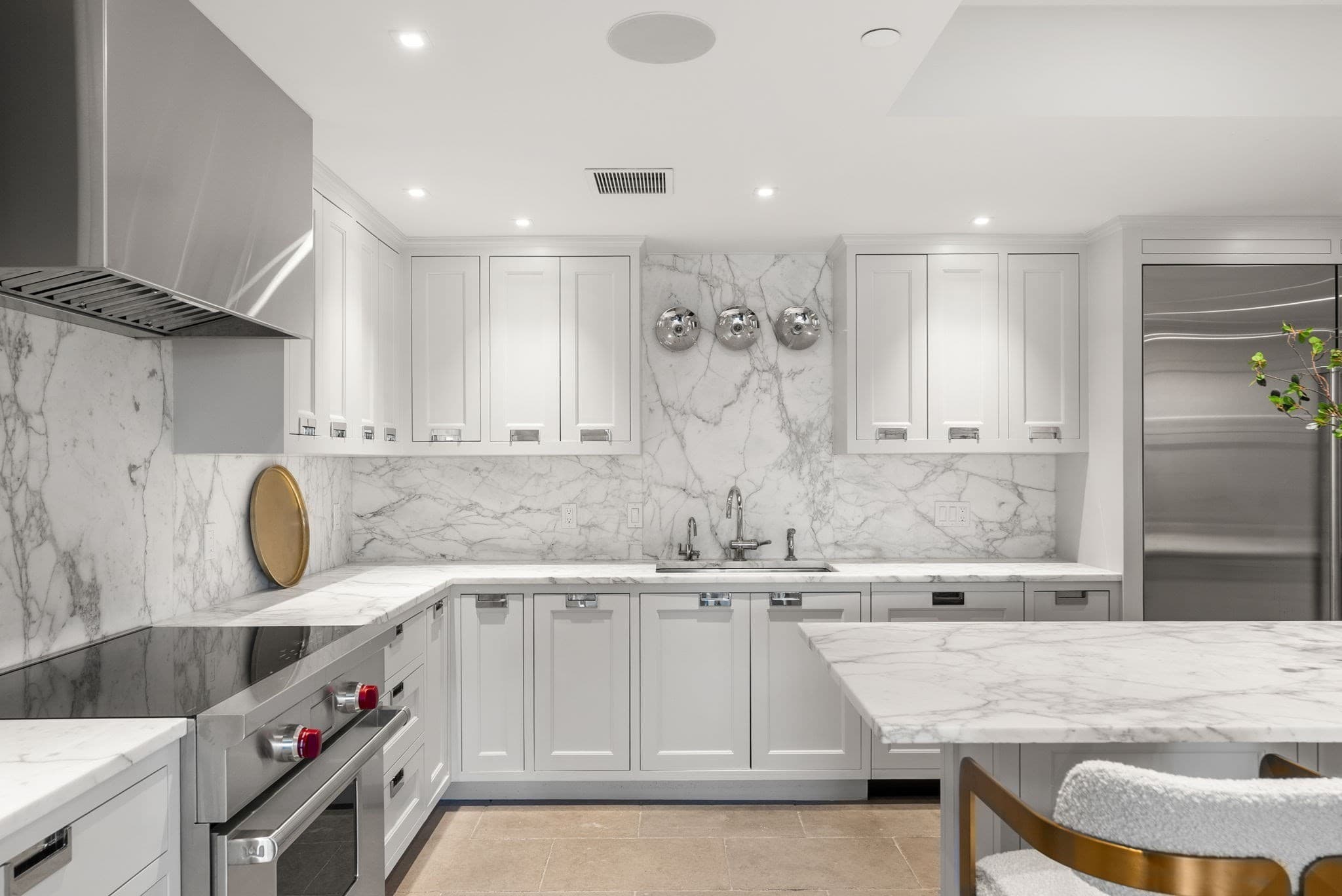 Condominium at 2 Commonwealth # 10A, Boston MA 02116, photo 15 of 34
