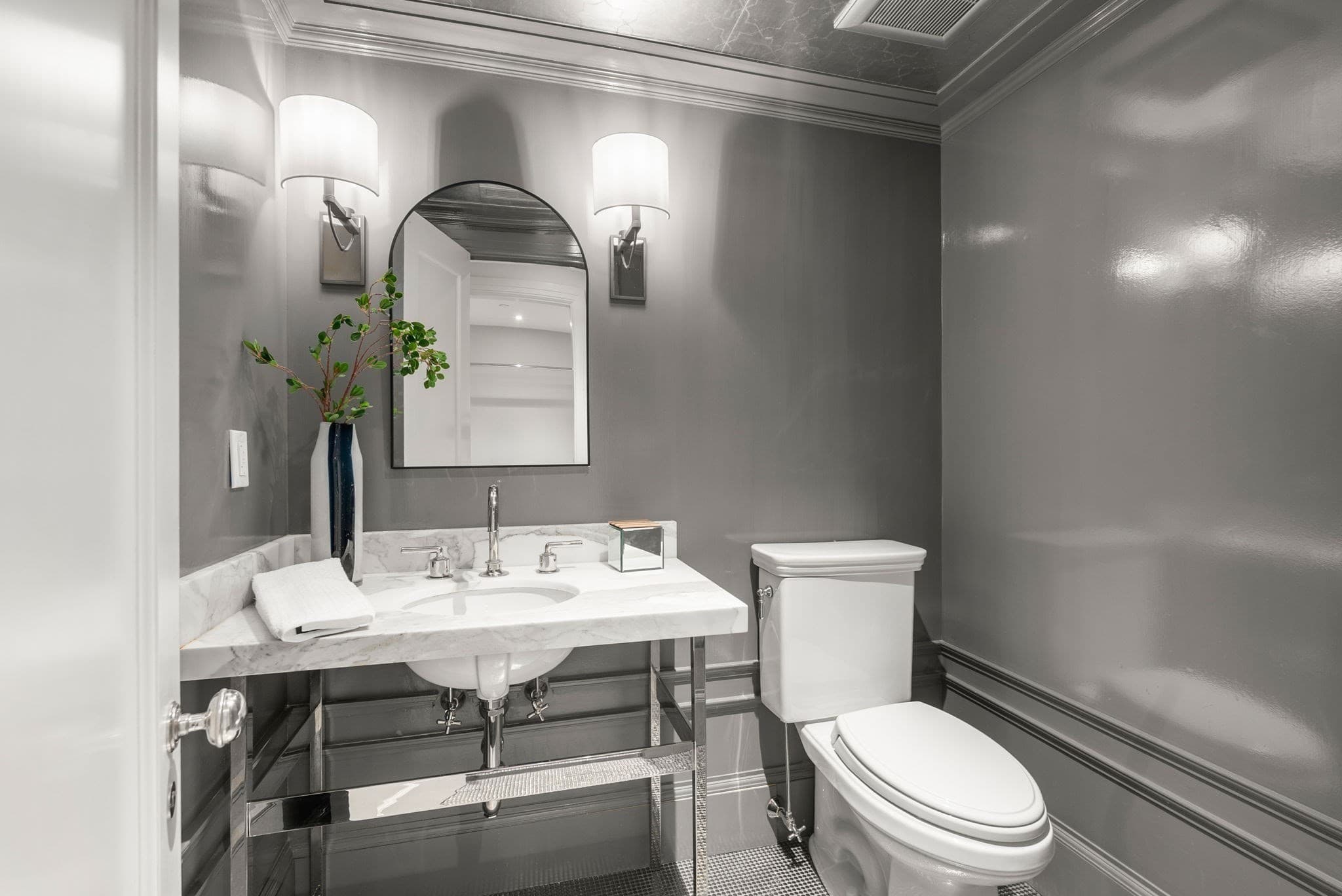 Condominium at 2 Commonwealth # 10A, Boston MA 02116, photo 31 of 34