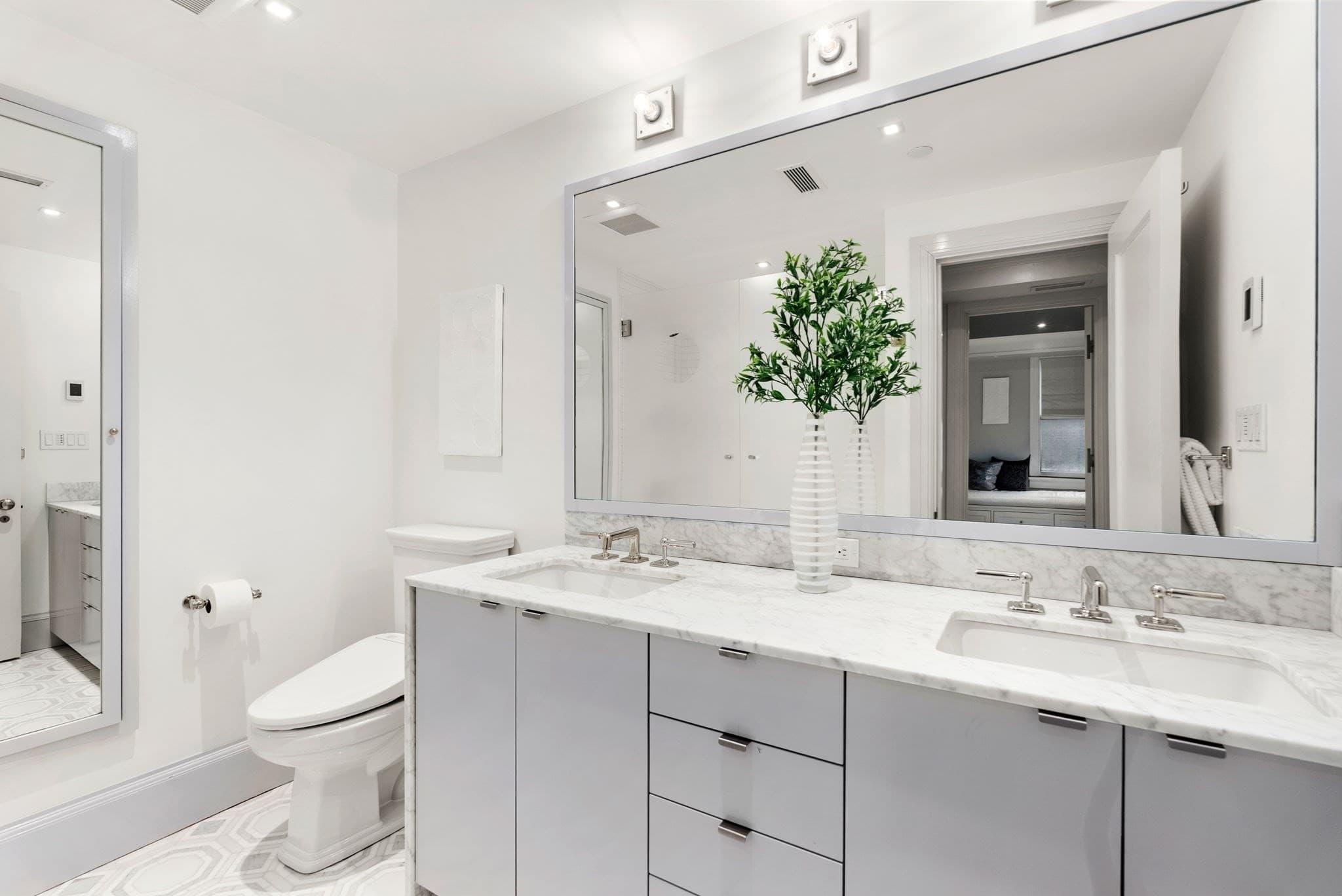 Condominium at 2 Commonwealth # 10A, Boston MA 02116, photo 25 of 34