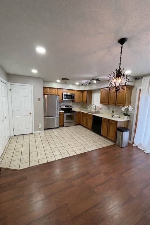 Condominium at 200 Lambert Terrace # 41, Chicopee MA 01020, photo 8 of 24