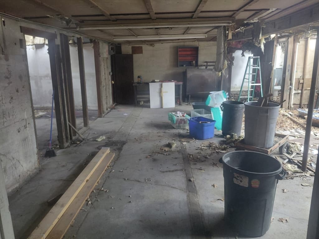46 Gile St, Haverhill MA 01830 photo 8