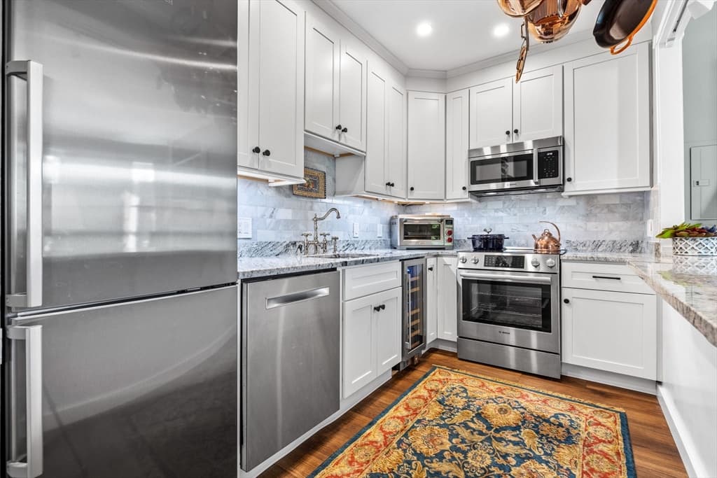 Condominium at 28 Worcester Square # 4F, Boston MA 02118, photo 2 of 13