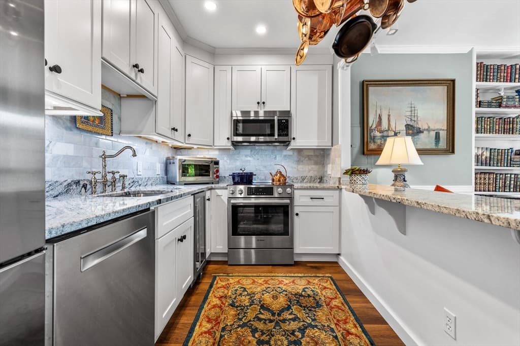 28 Worcester Square # 4F, Boston MA 02118