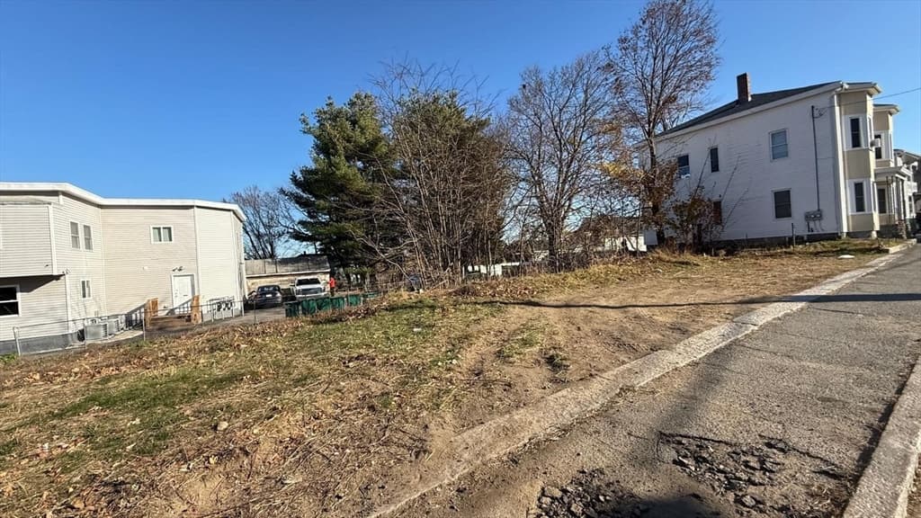 38-44 Granite St, Fitchburg MA 01420 photo 2