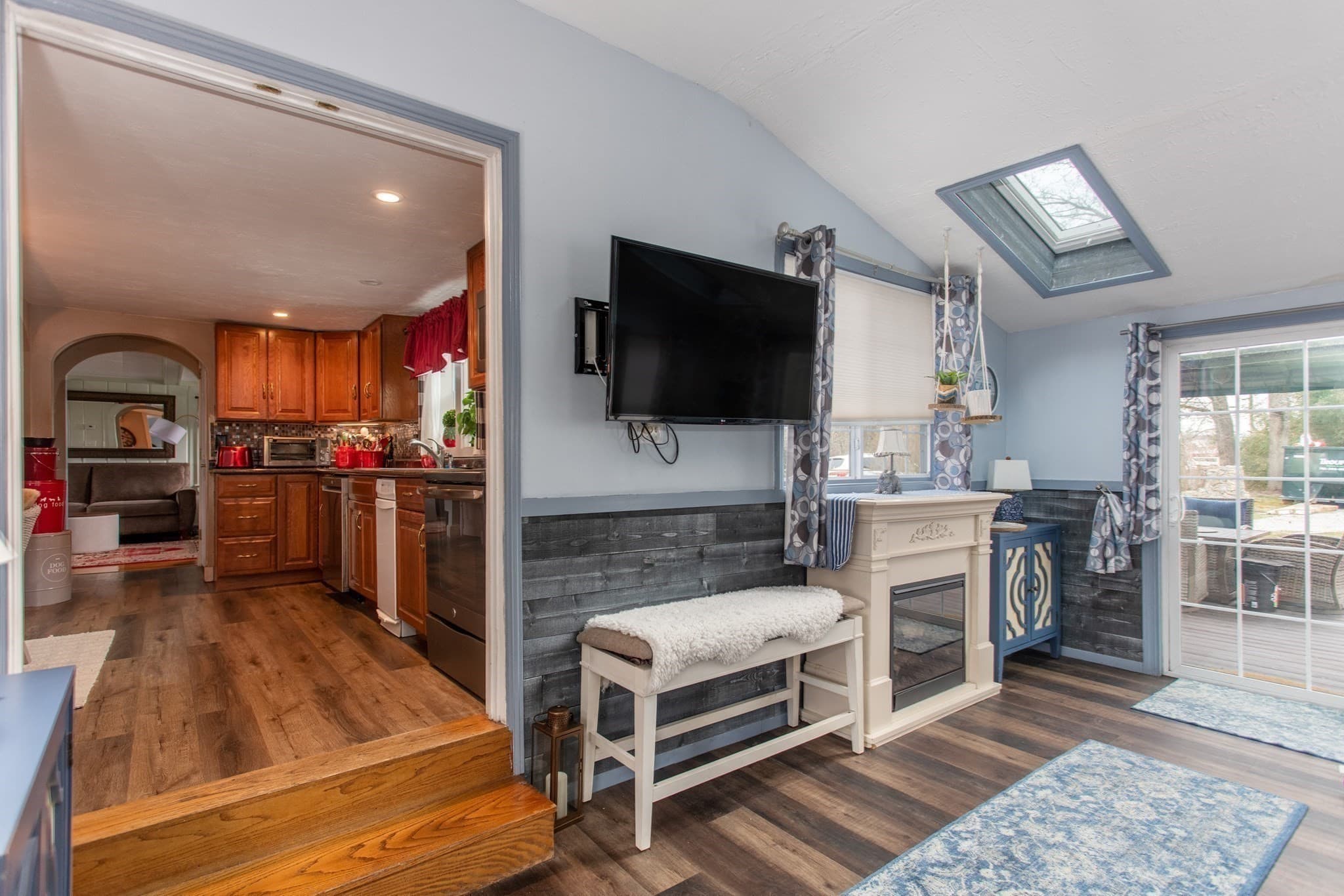 Single Family Residence at 774 Middle St, Weymouth MA 02188, photo 16 of 39