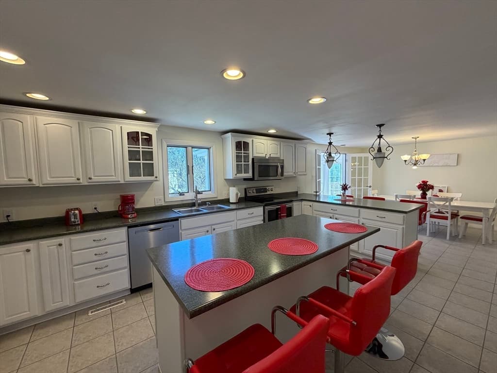 Single Family Residence at 21 Howard Street, Milford MA 01757, photo 14 of 34