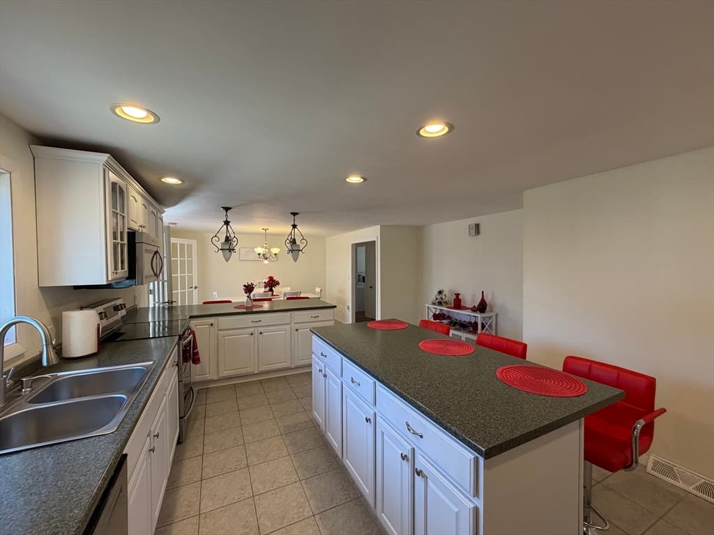 Single Family Residence at 21 Howard Street, Milford MA 01757, photo 15 of 34