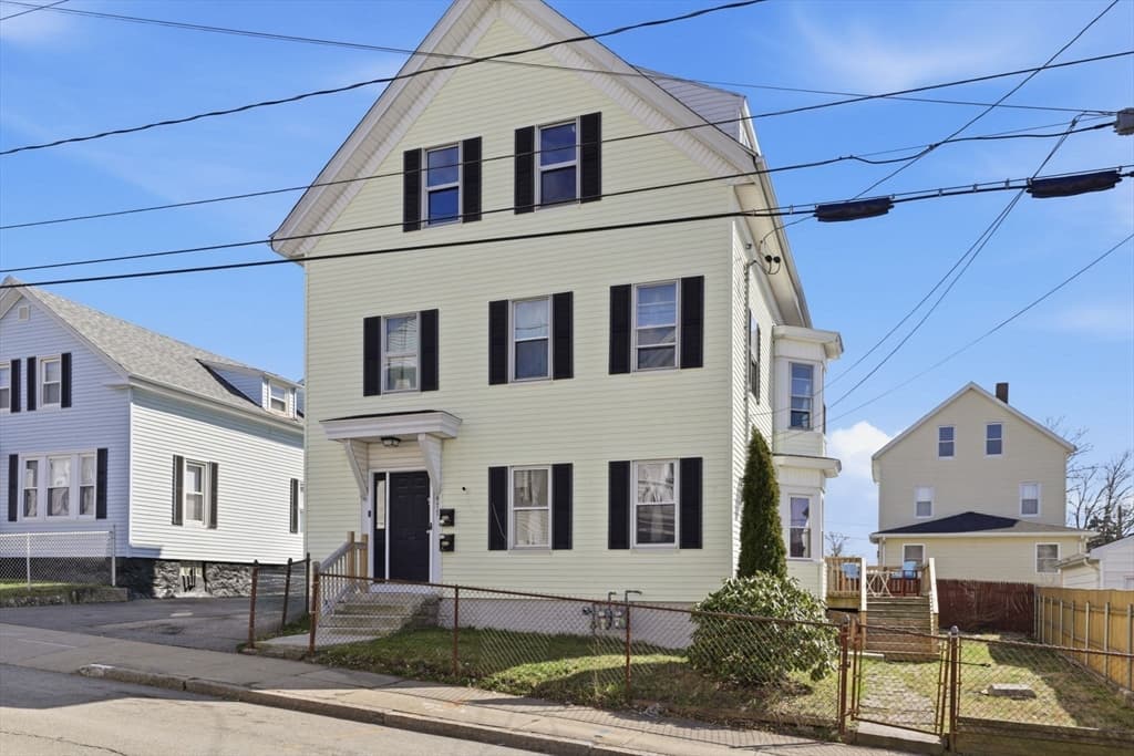 Multi Family at 477 Palmer St, Fall River MA 02721, photo 29 of 31
