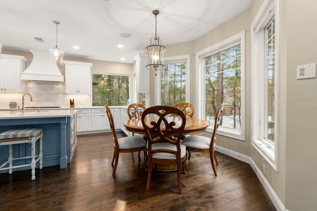 Single Family Residence at 7 Pettee's Pond Lane, Walpole MA 02081, Walpole, photo 10 of 40