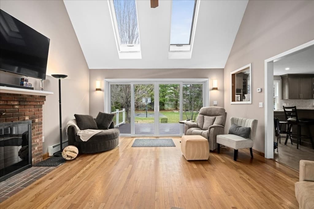Single Family Residence at 14 Goddard Dr, Auburn MA 01501, Auburn, photo 12 of 41