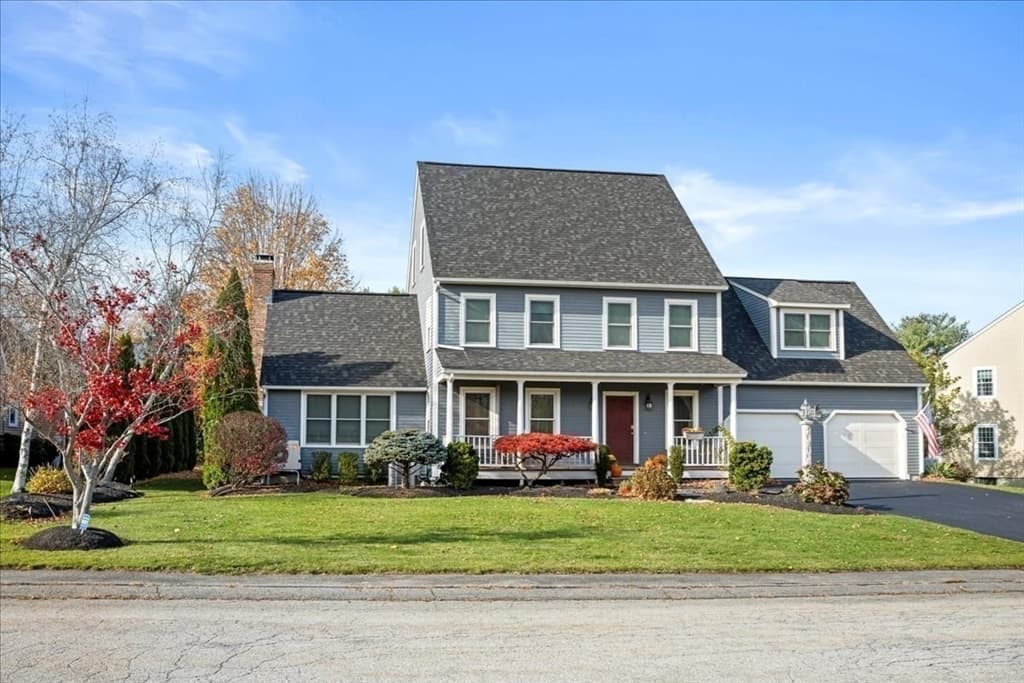 Single Family Residence at 14 Goddard Dr, Auburn MA 01501, Auburn, photo 4 of 41