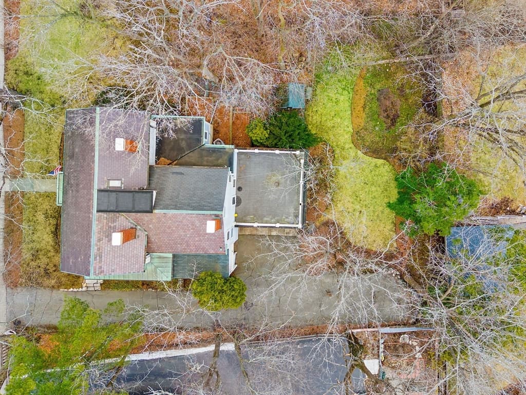 490 Pleasant St, Belmont MA 02478 photo 32