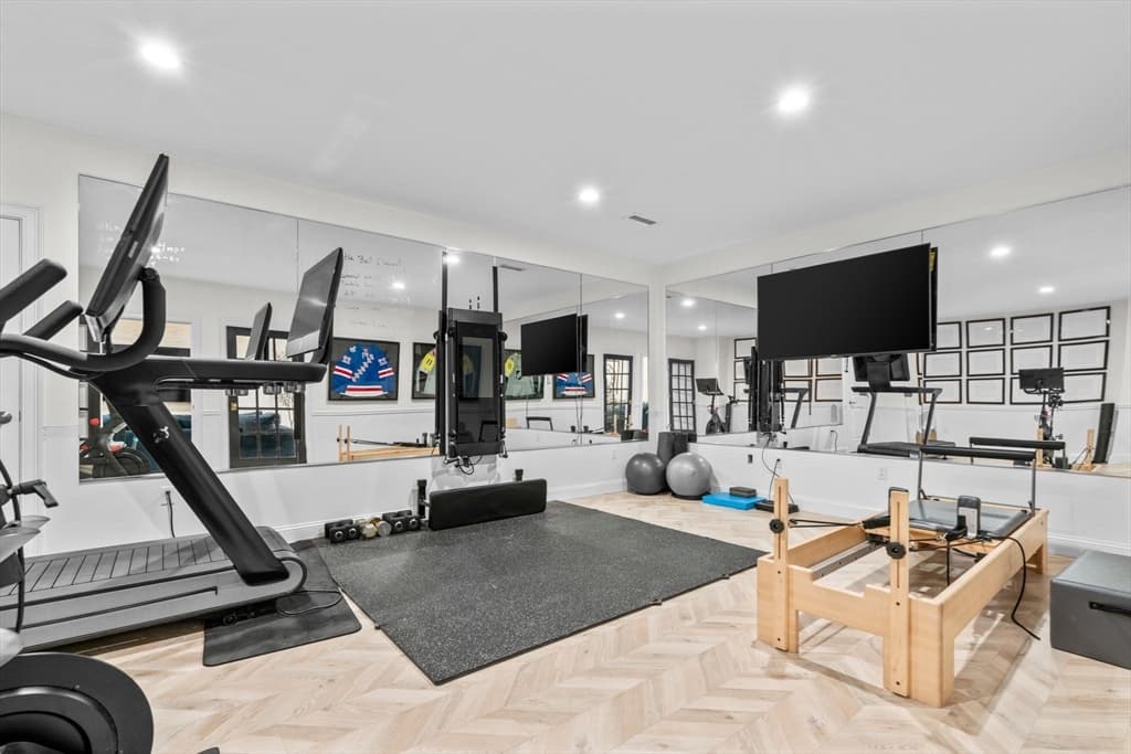 Condominium at 59 Clubhouse Dr # 59, Hingham MA 02043, photo 31 of 38