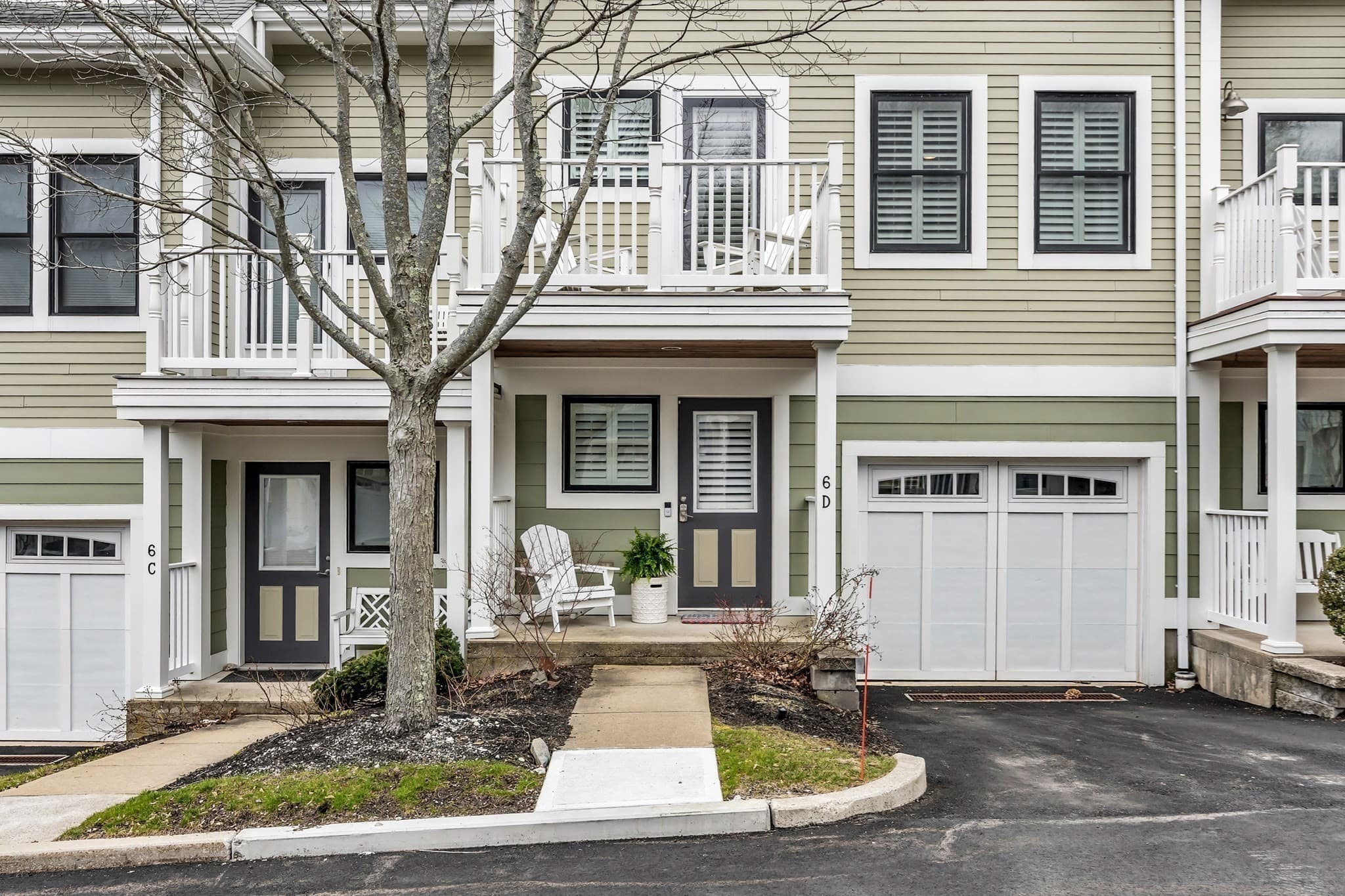 Condominium at 6 Summer St # D, Manchester MA 01944, Manchester, photo 3 of 31