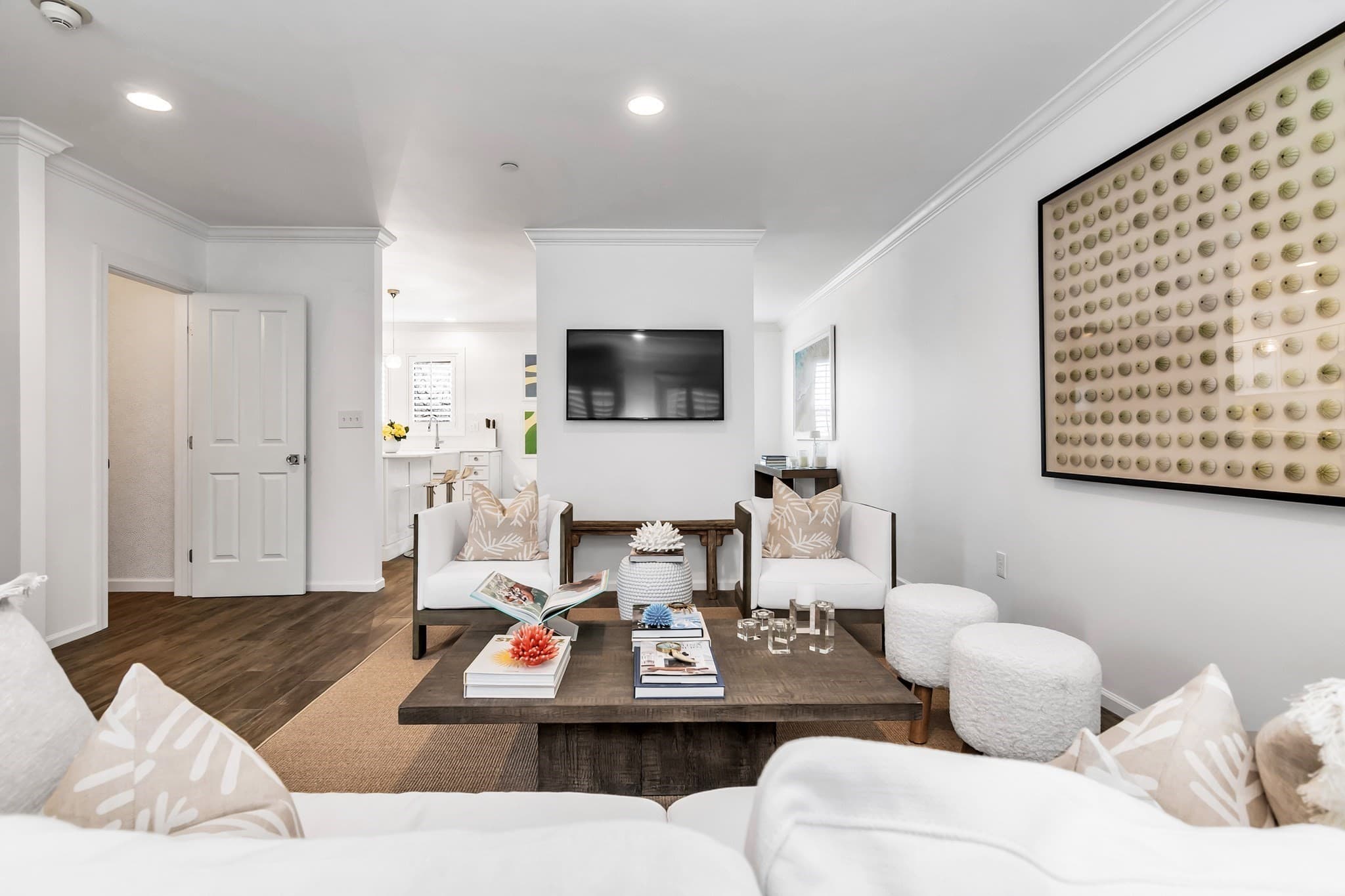 Condominium at 6 Summer St # D, Manchester MA 01944, Manchester, photo 9 of 31