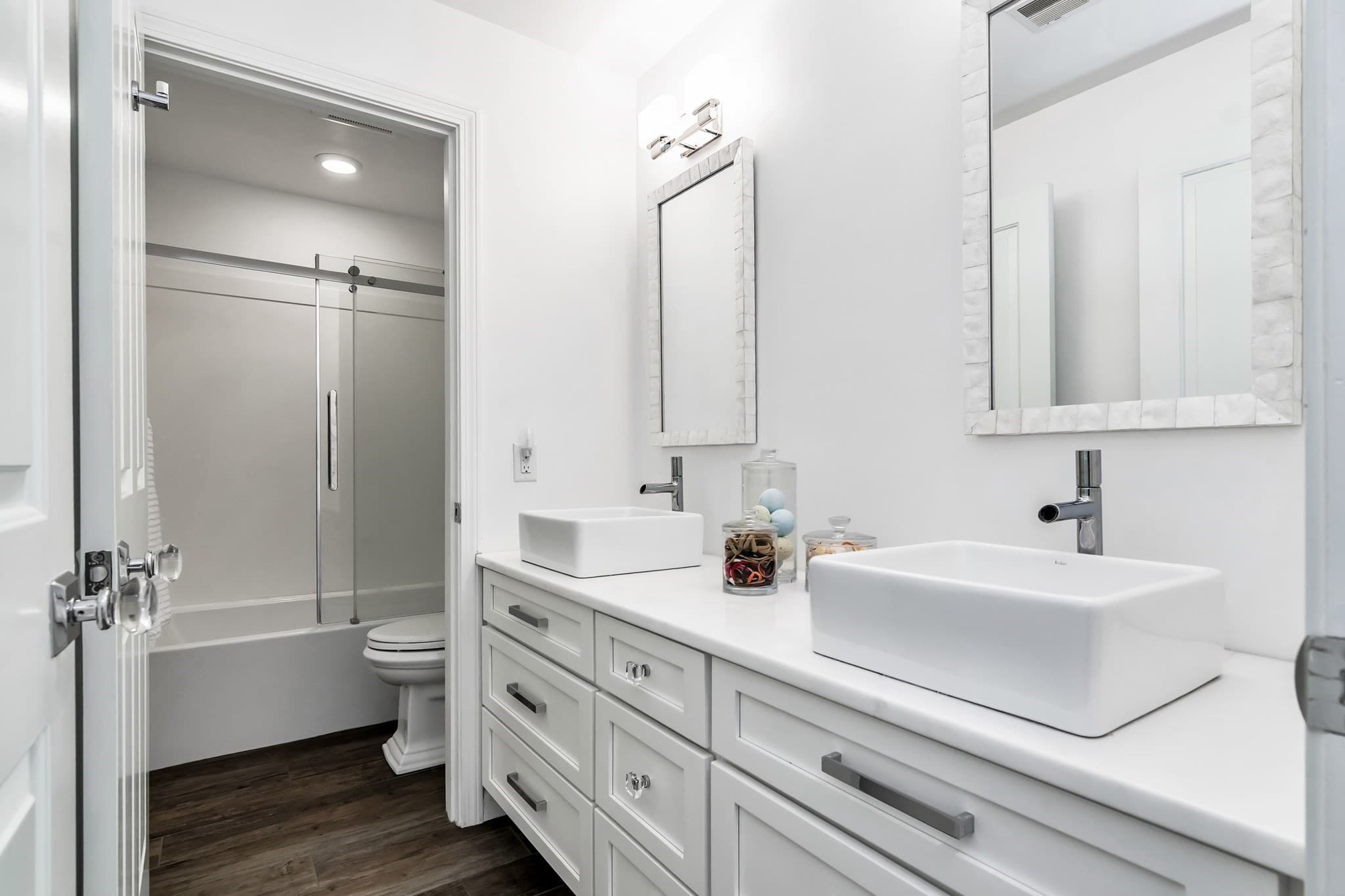 Condominium at 6 Summer St # D, Manchester MA 01944, Manchester, photo 24 of 31