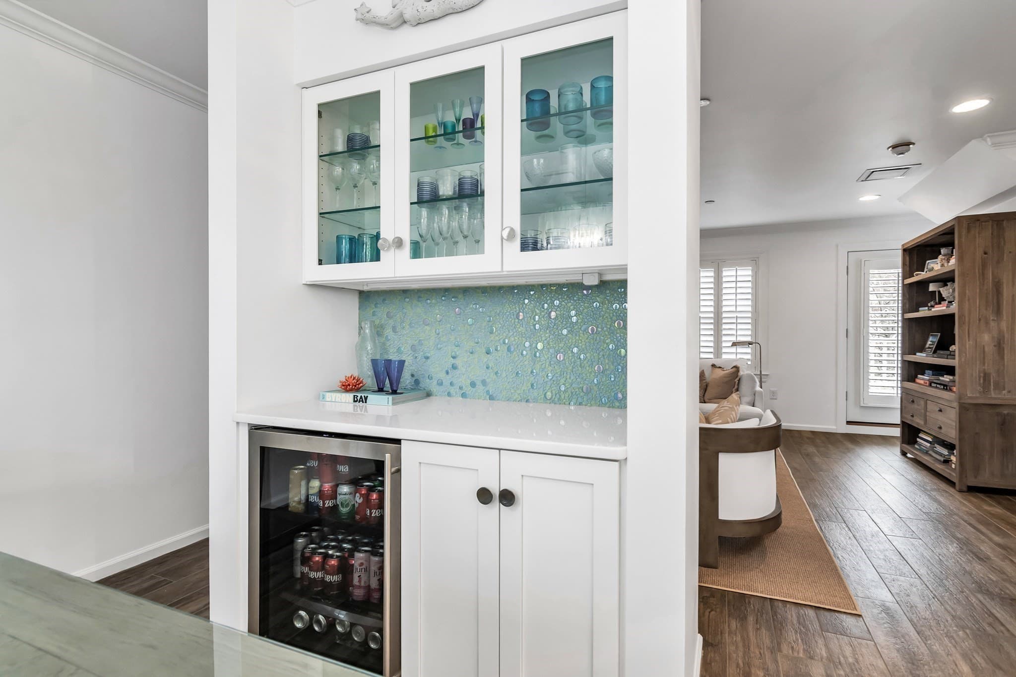 Condominium at 6 Summer St # D, Manchester MA 01944, Manchester, photo 18 of 31