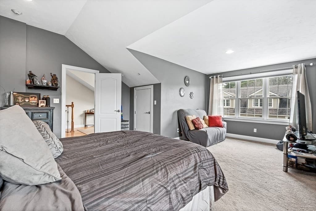 Condominium at 10 White Cedar Drive # 10, Middleton MA 01949, Middleton, photo 30 of 42