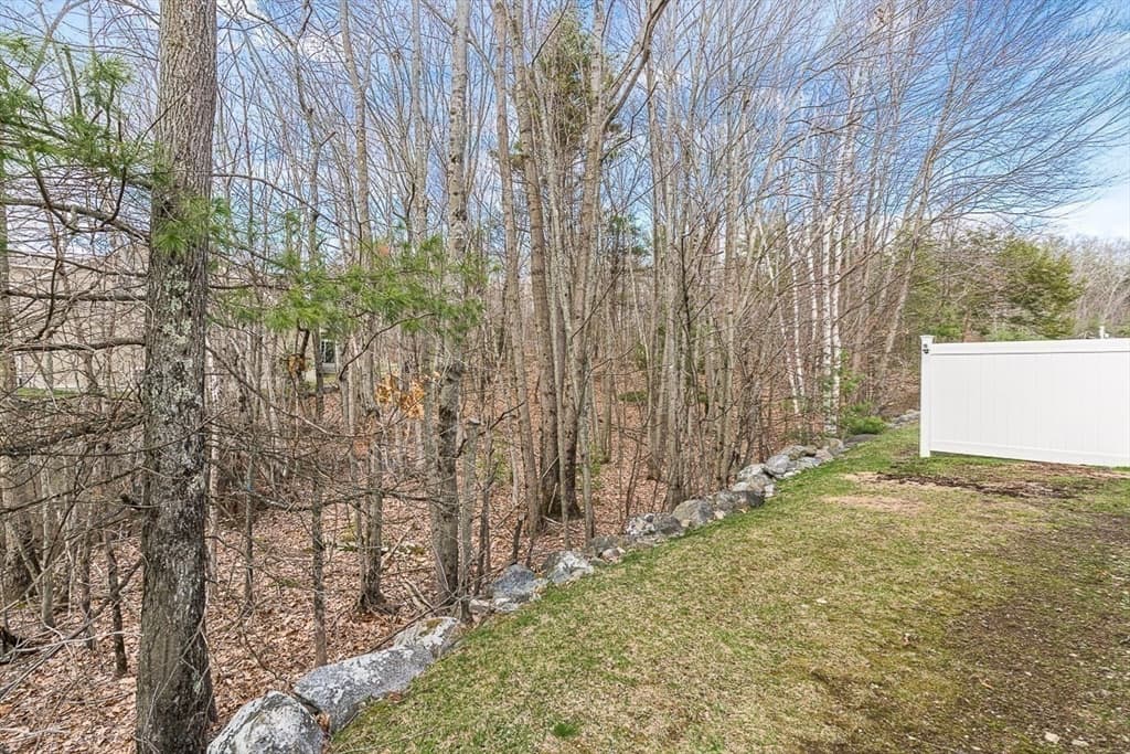 Condominium at 10 White Cedar Drive # 10, Middleton MA 01949, Middleton, photo 39 of 42
